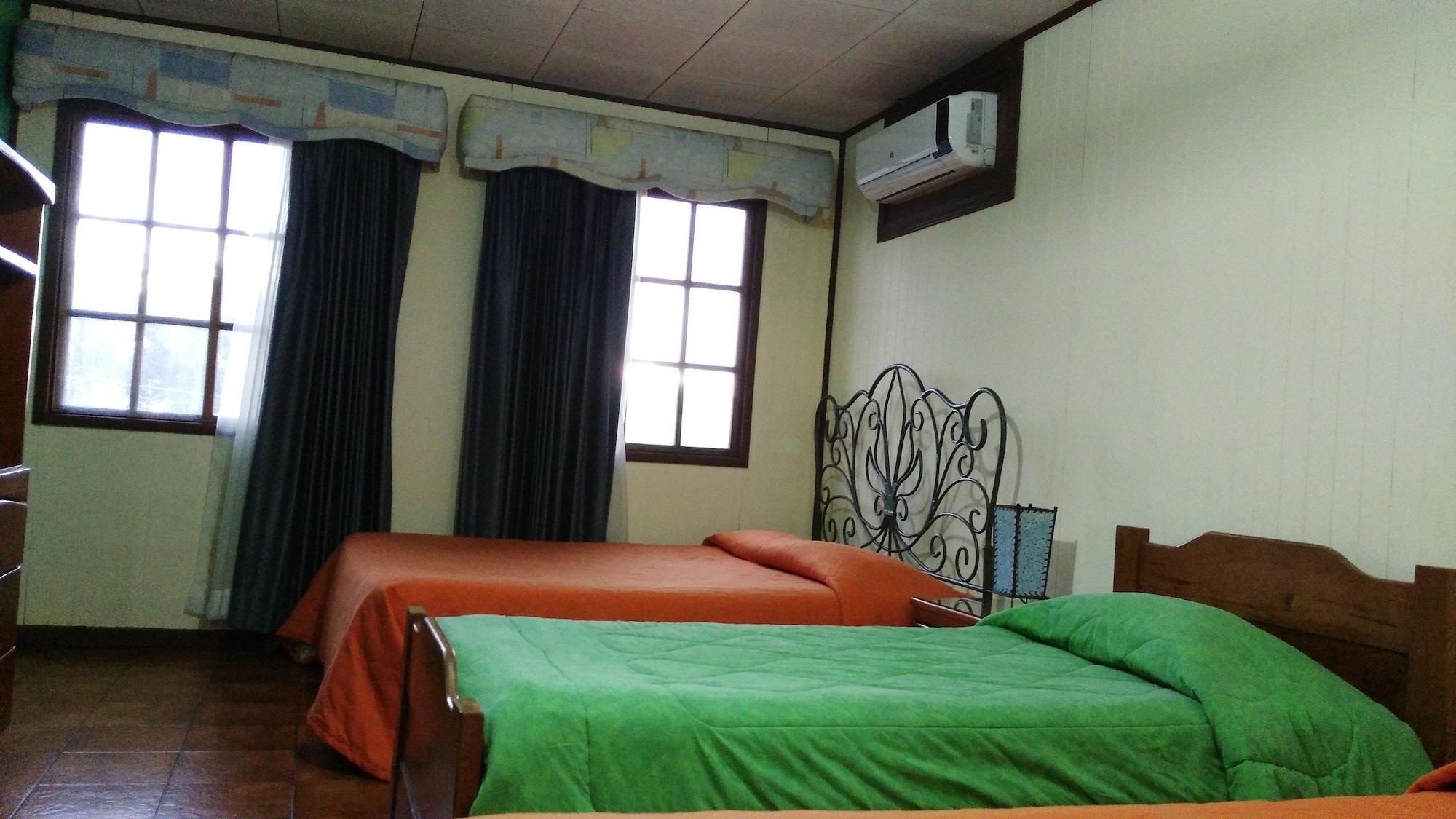 Hotel Boutique Casa Orquideas 3*